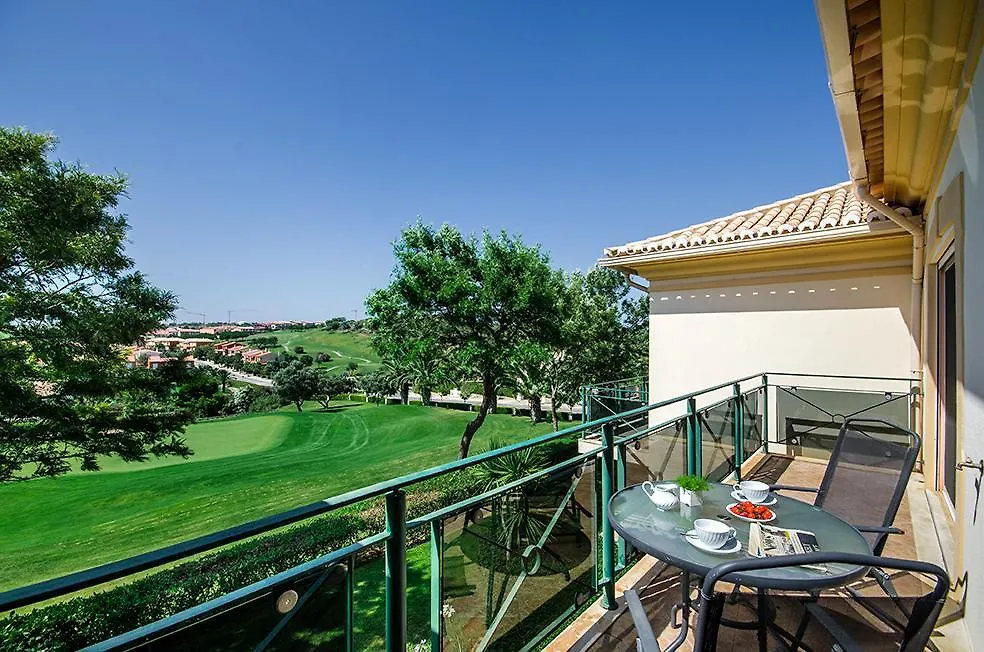 Luz Casas- 44 Fairview Village Boavista location